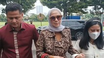 Venna Melinda serahkan bukti-bukti kasus KDRT ke penyidik Polda Jatim