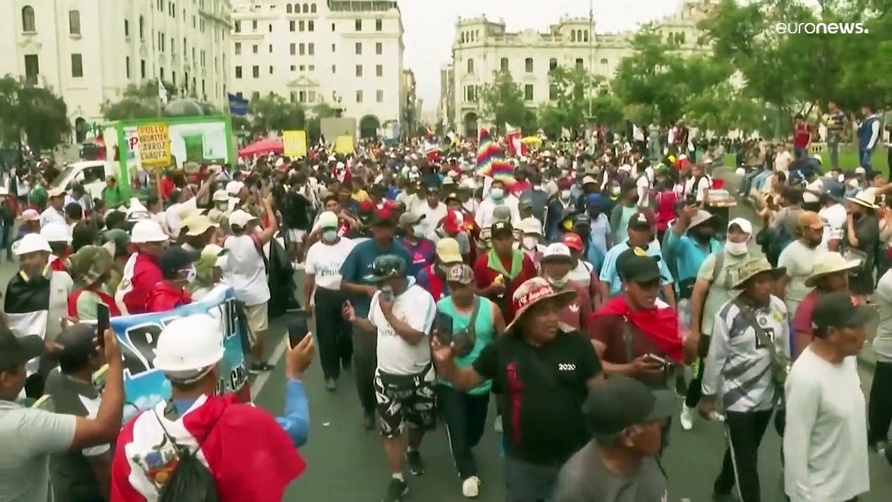 Friedliche Proteste in Lima gegen die Regierung der Präsidentin Boluarte