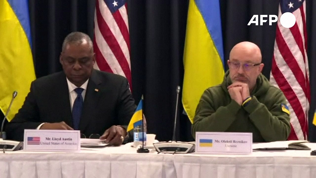 Aliados não alcançam acordo sobre envio de tanques à Ucrânia