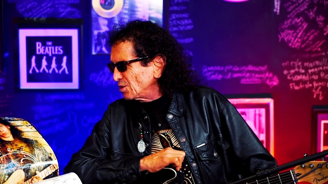 Alex Lora continúa en el viernes musical | El Asalto a la Razón