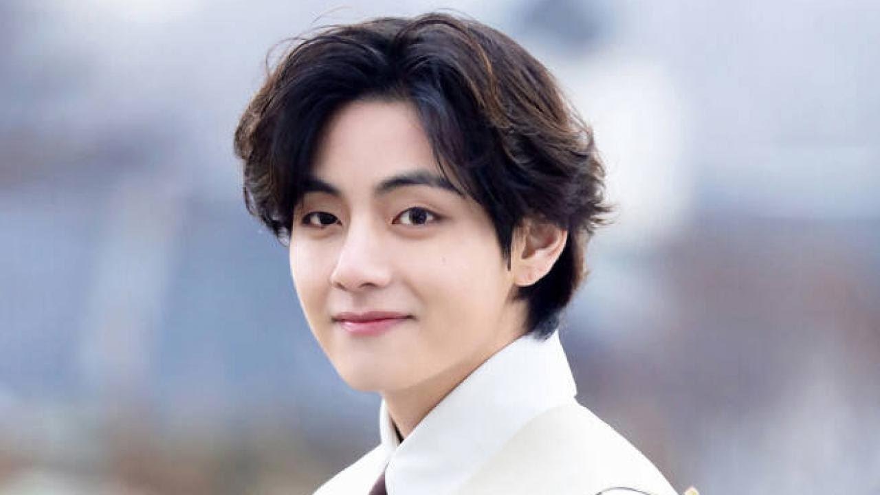방탄소년단 뷔, '설날 아침 함께 떡국 먹고 싶은 男돌' 1위