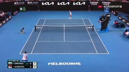 Au filet et à terre, l'énorme balle de 1er set de Djokovic