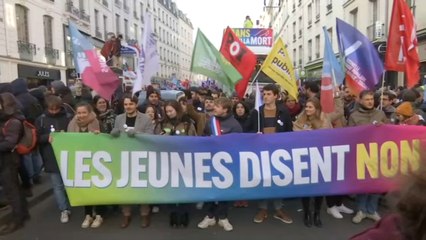 Retraites: nouvelle mobilisation de la jeunesse à Paris