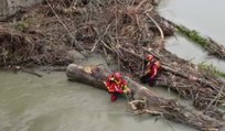 Maltempo in Campania, rimossi tronchi sul fiume Calore a Mirabella Eclano (21.01.23)