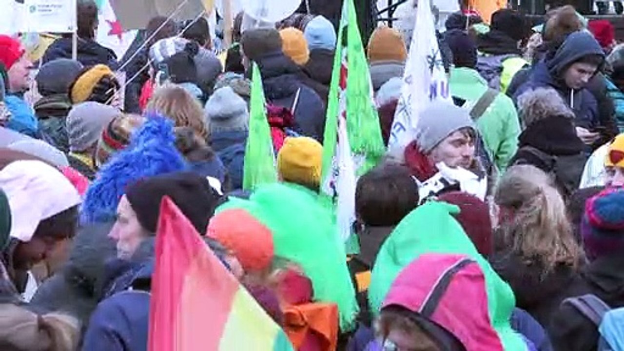 Tausende Menschen bei Demo für Agrarwende in Berlin