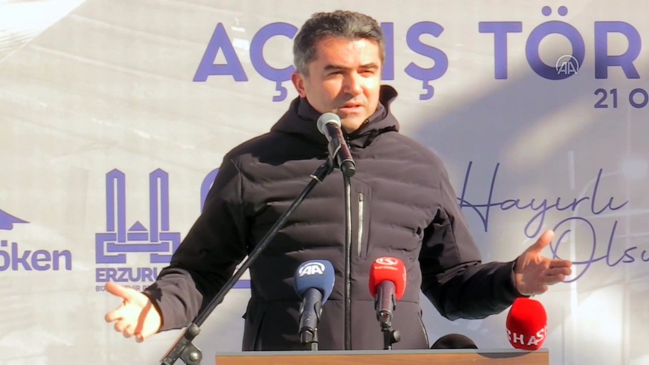 Fotoğrafları basında gündem olmuştu!  Erzurum Valisi Okay Memiş o fotoğraf karesini açıkladı