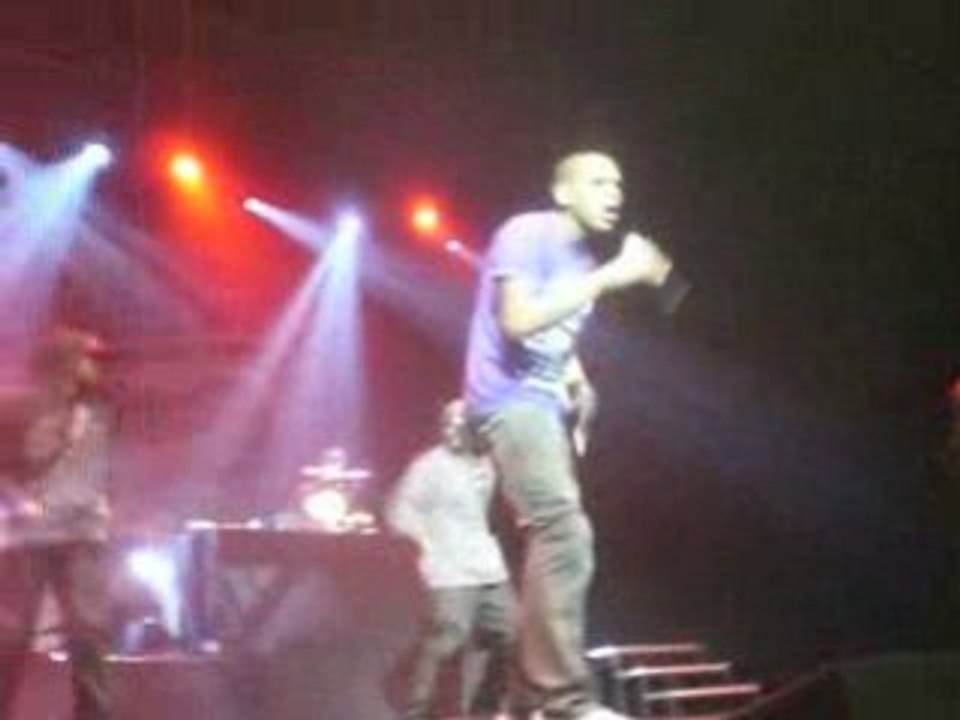 chris brown concert zenith