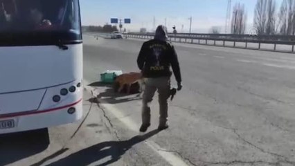 Yolcu otobüsünde sentetik uyuşturucu ve eroin ele geçirildi