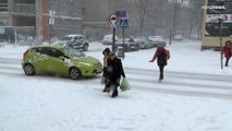 Schnee in Polen, Überschwemmungen auf dem Balkan