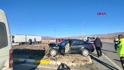 ERZİNCAN'DA TRAFİK KAZASI 1 ÖLÜ, 1 YARALI