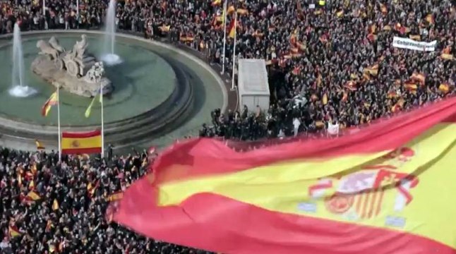 Multitudinarias protestas en España contra el Gobierno