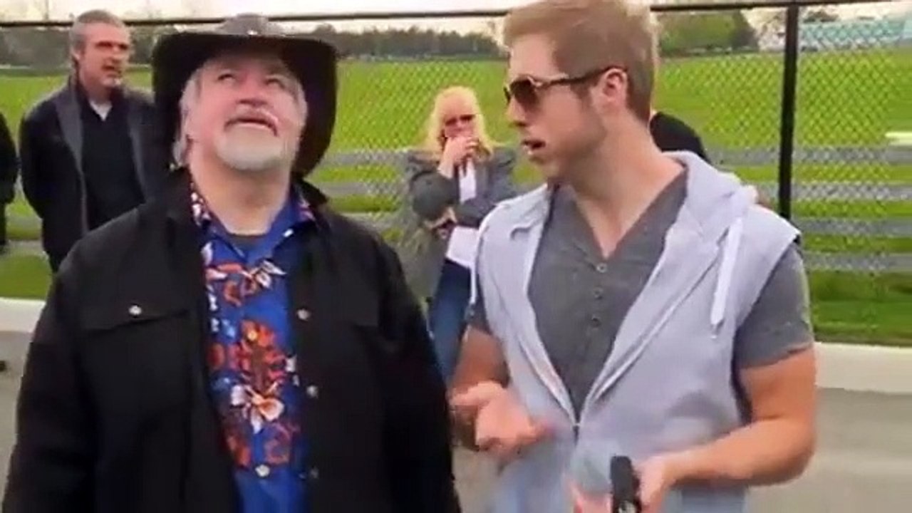 Storage Wars Canada - Se2 - Ep01 HD Watch