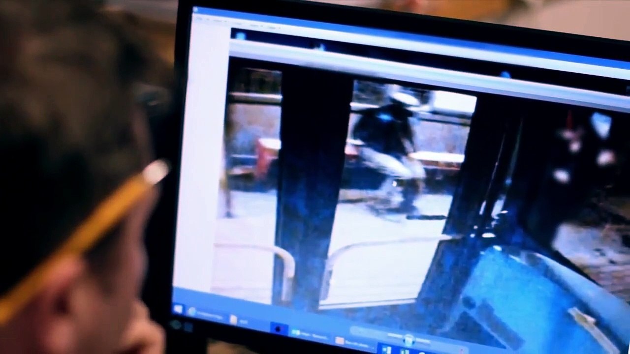 The Met - Policing London - Se3 - Ep01 HD Watch