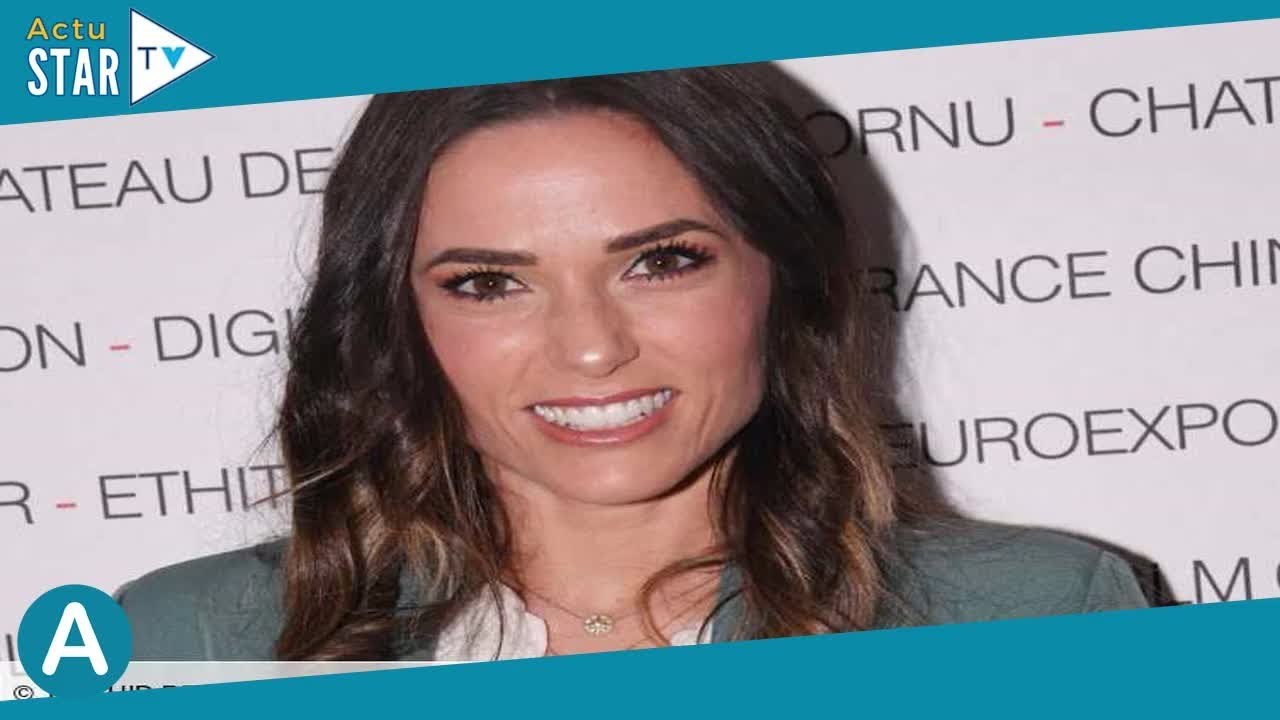 Capucine Anav nostalgique de sa grossesse, elle partage de rares photos de son « gros bidou »
