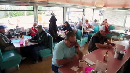 Triple D Nation - Se1 - Ep32 - Food Truck Flavorfest HD Watch