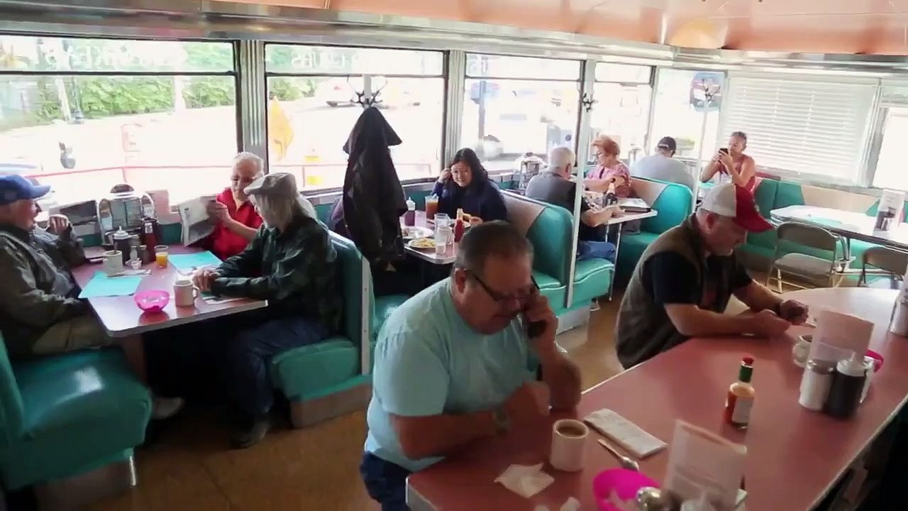 Triple D Nation - Se1 - Ep32 - Food Truck Flavorfest HD Watch