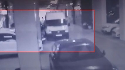 İstanbul'da iş yerini kurşunlayan şüpheli yakalandı