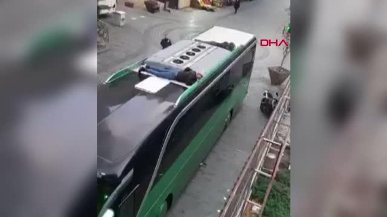 İSTANBUL-OTOBÜSÜN ÜSTÜNDE YUNANİSTAN'A KAÇMAYA ÇALIŞAN 2 KİŞİ YAKALANDI