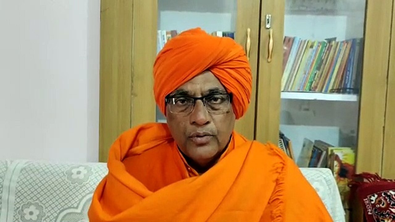 कांग्रेस व कम्यूनिस्टों को हिंदू धर्म में ही दिखता है पाखंड, जबकि इस्लाम व ईसायियत में कम नहीं: सांसद सुमेधानंद सरस्वती