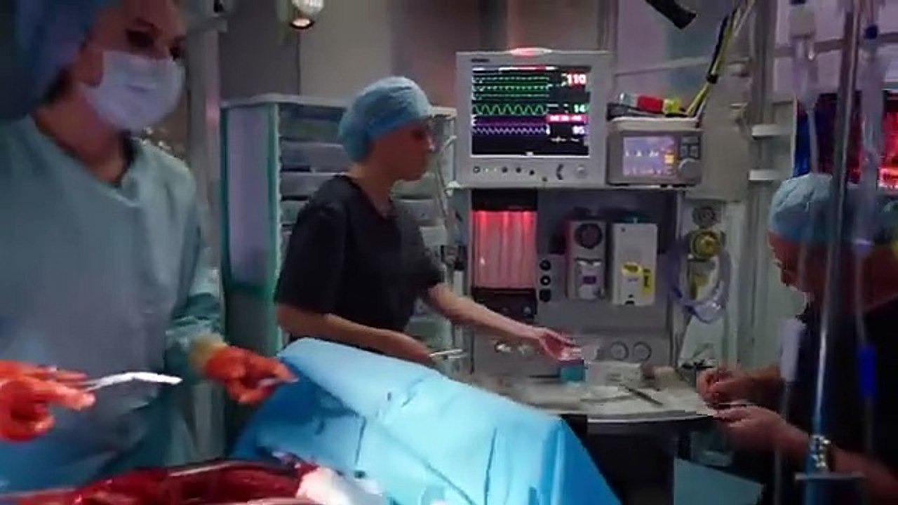 Holby City - Se20 - Ep08 - Hard Day's Night HD Watch