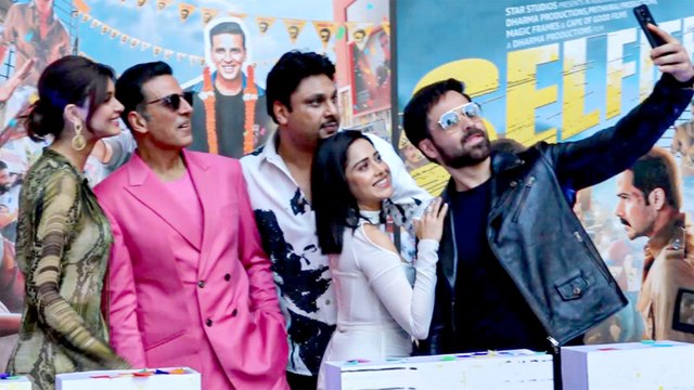 सेल्फी' फिल्म के ट्रेलर लांच के मौके पर अक्षय कुमार, इमरान हासमी, नुसरत ने ली दमदार एंट्री