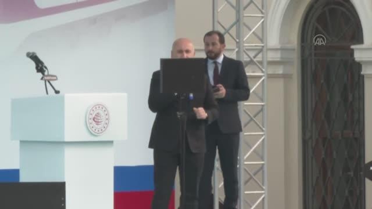 Bakan Karaismailoğlu: "Bugün mühendisliğimizin eşsiz bir eseri olan Kağıthane-Eyüp-İstanbul Havalimanı Metromuzu İstanbul'a kazandırıyoruz"