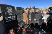 Kamer Genç vefatının 7. yılında mezarı başında anıldı