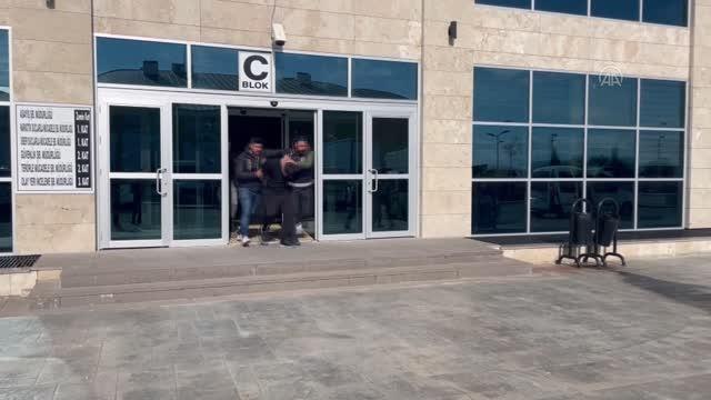 Tarla kenarında cesedi bulunan bebeğin anne babası tutuklandı