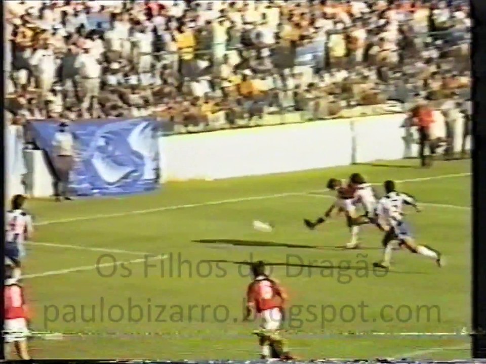 Época 85_86 - Campeonato Nacional- Salgueiros - F.C.Porto (1-1)