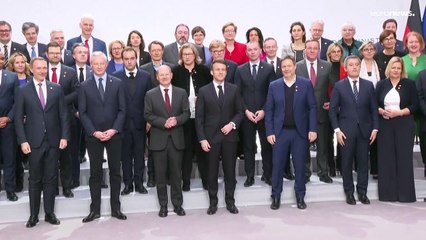 Dazu 60.000 Gratis-Bahntickets: Das soll den deutsch-französischen Motor am Laufen halten