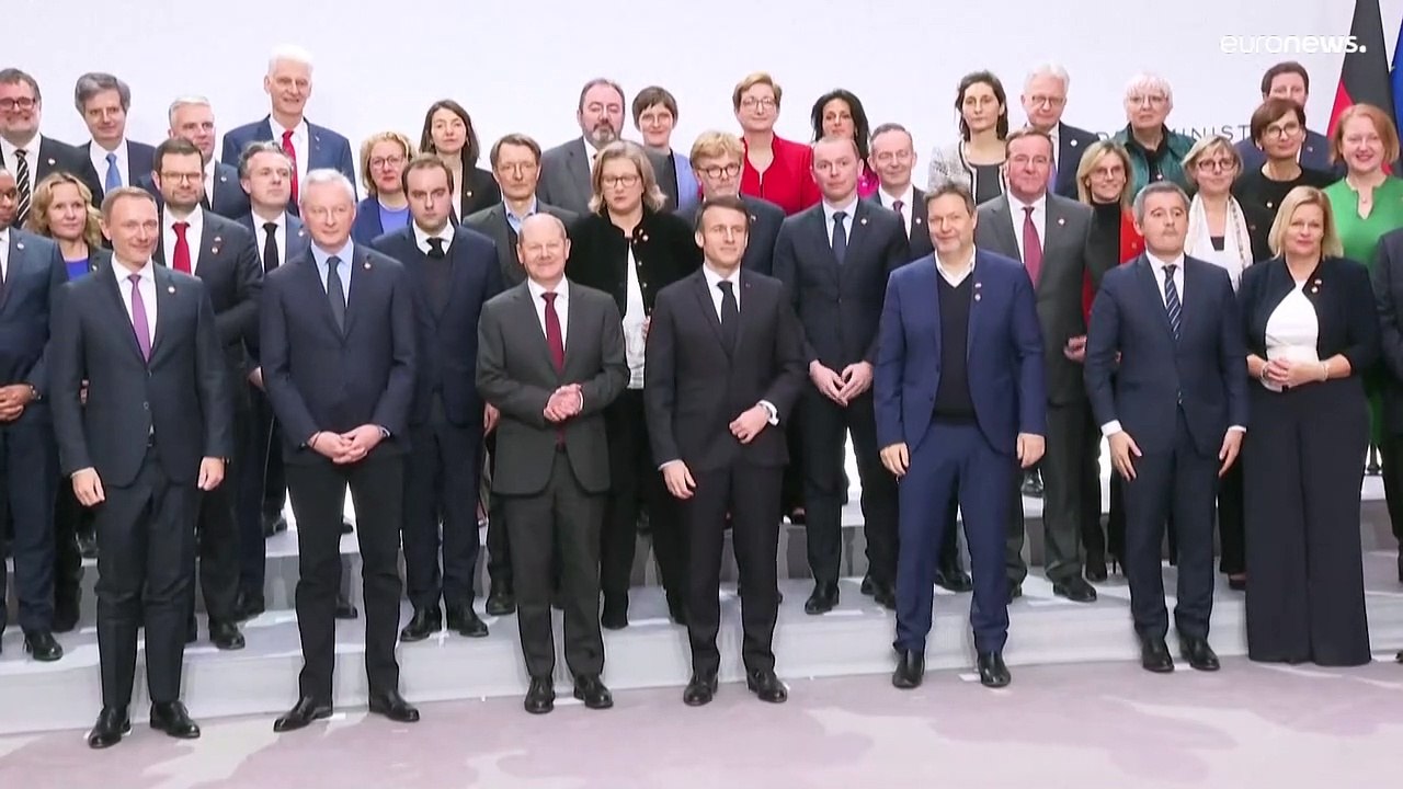 Dazu 60.000 Gratis-Bahntickets: Das soll den deutsch-französischen Motor am Laufen halten