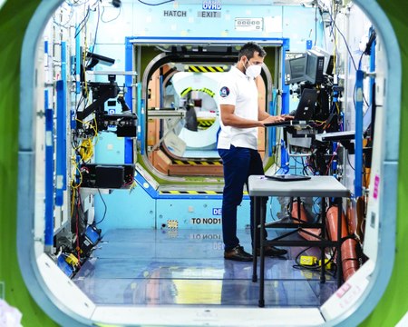 رائد الفضاء الإماراتي سلطان النيادي سيخوض أول مهمة طويلة الأمد لروّاد الفضاء العرب!