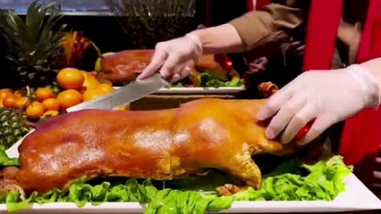 Families in Beijing ring in Lunar New Year