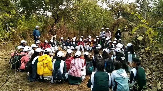 Anubhuti: Girl students reached City Forest