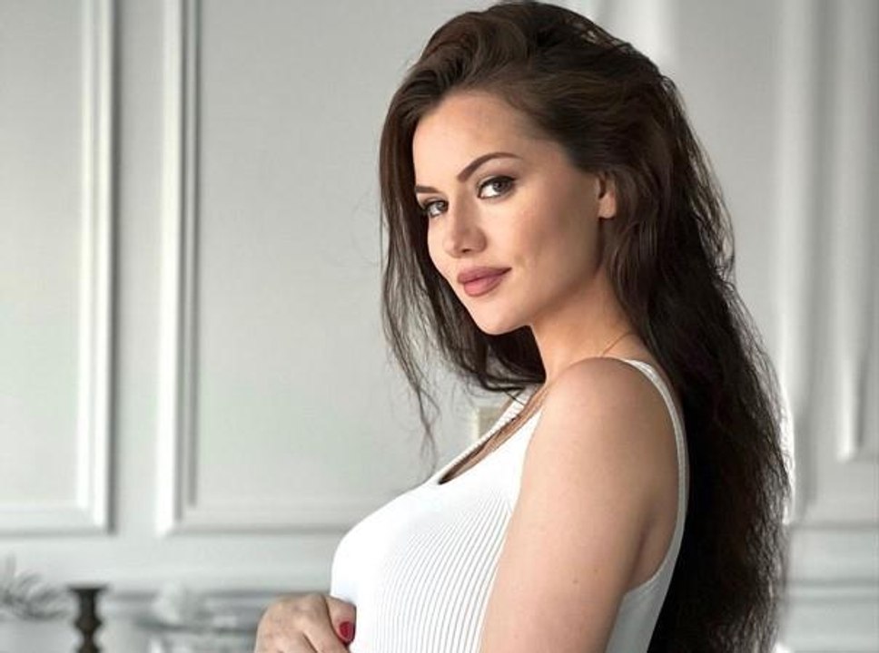 Fahriye Evcen normal doğum mu yaptı? Fahriye Evcen doğum yaptı mı? Fahriye Evcen ikinci bebeğini doğurdu mu?