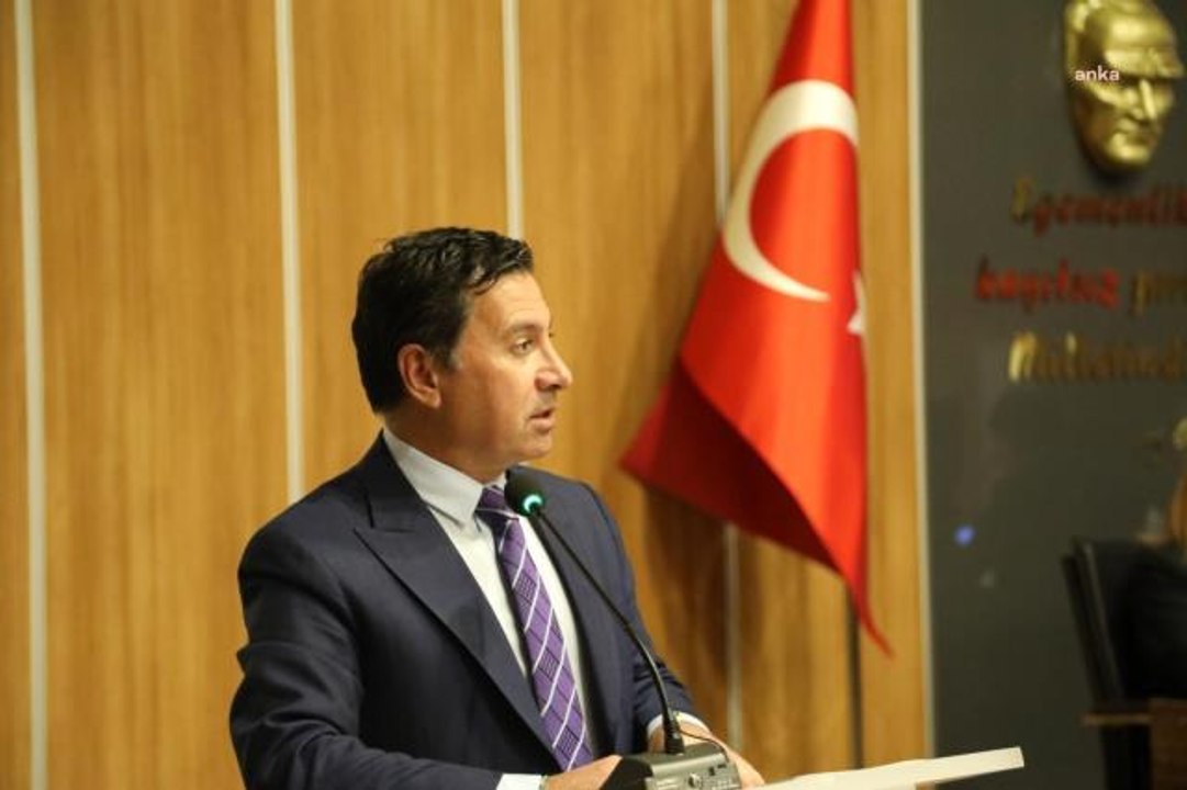 Bodrum Belediye Başkanı Aras, Eski Belediye Çalışanı Tarafından Yumruklu Saldırıya Uğradı (Dk)
