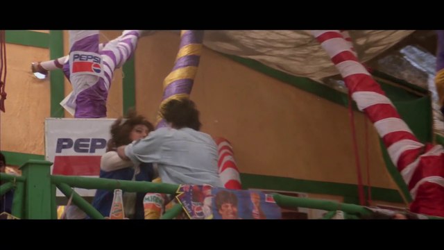 देखीये आमिर खान और जूही चावला की जबरदस्त कॉमेडी लड़ाई || Bollywood Superhit Comedy Movie Scene || Aamir Khan , Juhi Chawla , Ajay Devgn , Kajol