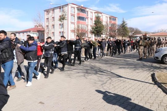 YOZGAT MERKEZLİ 4 İLDE UYUŞTURUCU OPERASYONU: 39 GÖZALTI