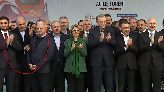Süleyman Soylu, açılış töreninde alkış tutmayan Binali Yıldırım'ı dürttü