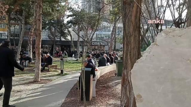 Bilecikli Vatandaş: Çocuklarımıza Karne Hediyesi Olarak Üç Kalem Pirzola Alabiliyorsak, Yarın Sabah Seçim Olsun. Yarın Sabah Olsun, Çocuklar Aç...