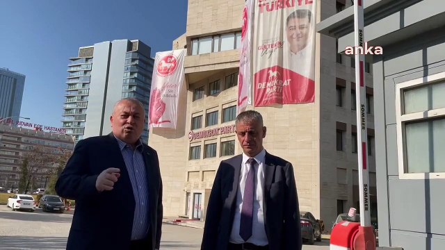Cemal Enginyurt, Demokrat Parti önündeki polislerin geri çekilmesine tepki gösterdi