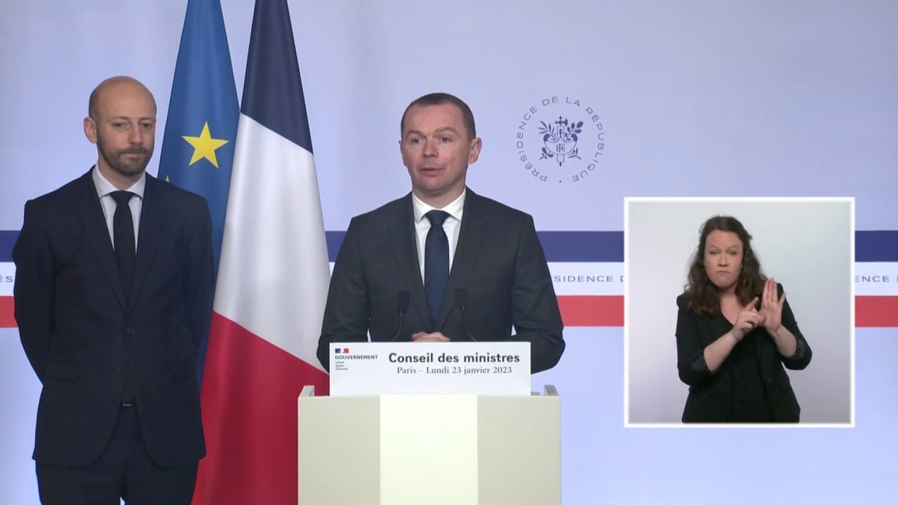 Carrières longues, index seniors, petites retraites… l’exécutif détaille sa réforme des retraites