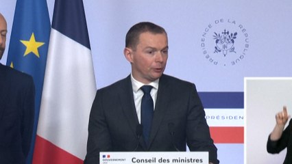 Retraites : revenir sur les 64 ans « serait renoncer au retour à l'équilibre »