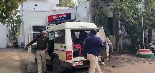 वीडियो : किन्नर बायपास में कर रहे थे वसूली, ले गए थाने