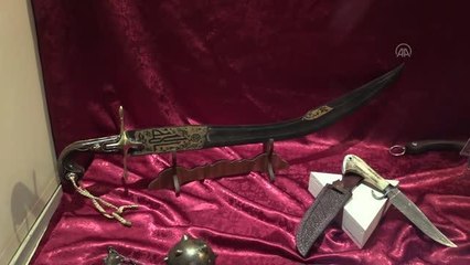 "Kahraman Türk Büyükleri Savaş Aletleri Sanat Sergisi" açıldı