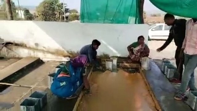 गुड़...डेढ़ सौ से अधिक घाने, नहीं मिल रहा बेहतर भाव
