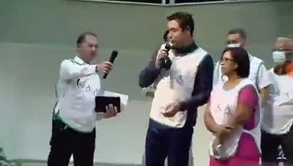 VÍDEO: Pastor de MT faz saudação nazista durante campanha de arrecadação de alimentos