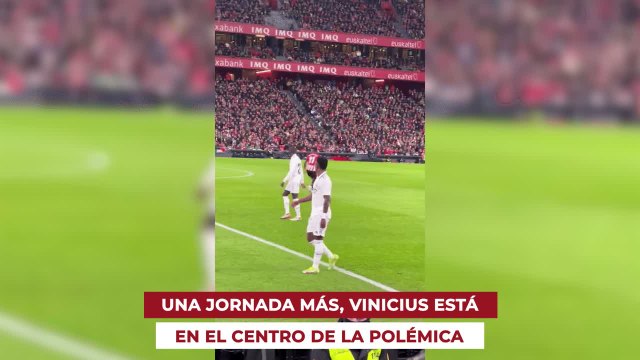 El polémico gesto de Vinicius a la grada mientras San Mamés le insultaba