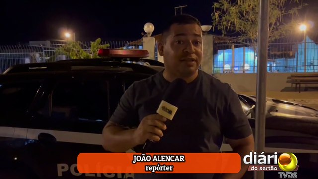 Mototaxista é assassinado com vários disparos de arma de fogo em plena praça pública de Catolé do Rocha