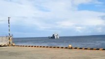 Con el himno nacional recibieron en Nariño los buques con víveres y combustible